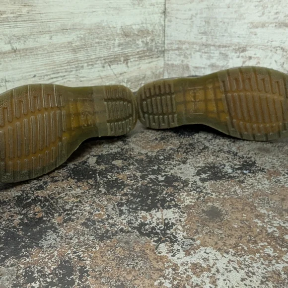 Womens Dr. Martens Combat Boots Sz 6 Used Black Leather 11821 Classic - Picture 7 of 7